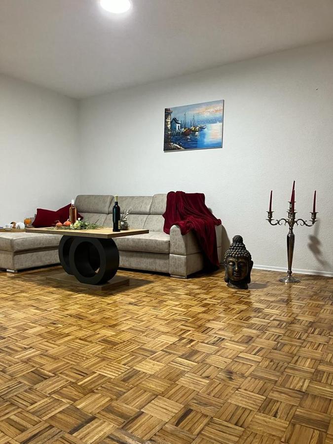 Stan Na Dan Kozarska Dubica Bosanska Dubica Exterior foto